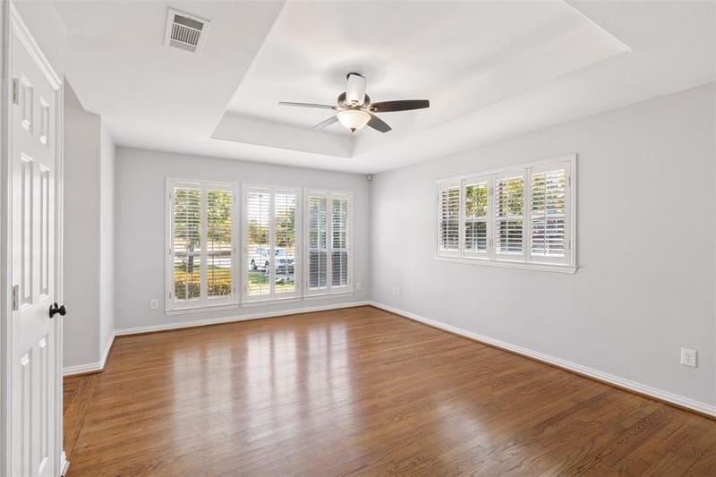 9005 Lanshire Drive, Dallas TX 75238 - Photo 5
