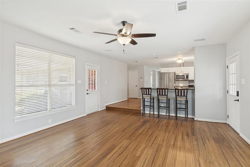 9005 Lanshire Drive, Dallas TX 75238 - Photo 11