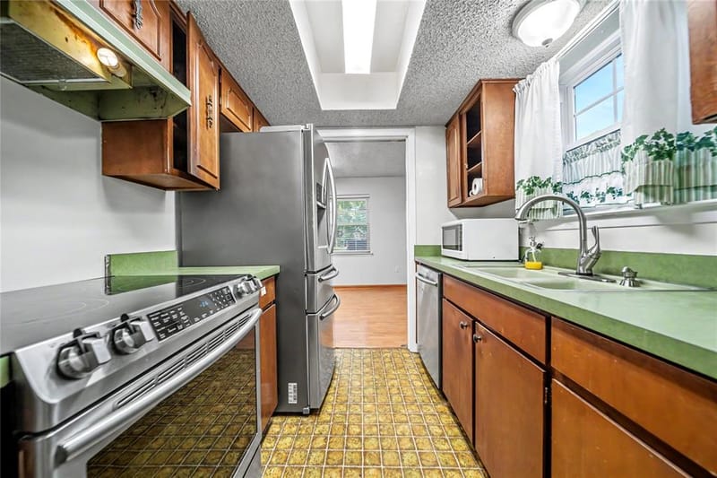 2009 Tiehack Lane, Garland TX 75044 - Photo 5