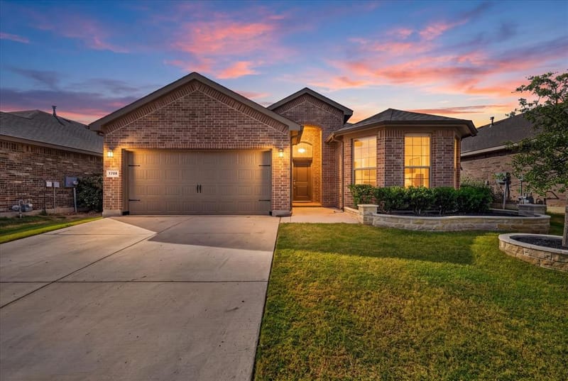 1705 Chamaeleon Drive, Haslet TX 76052
