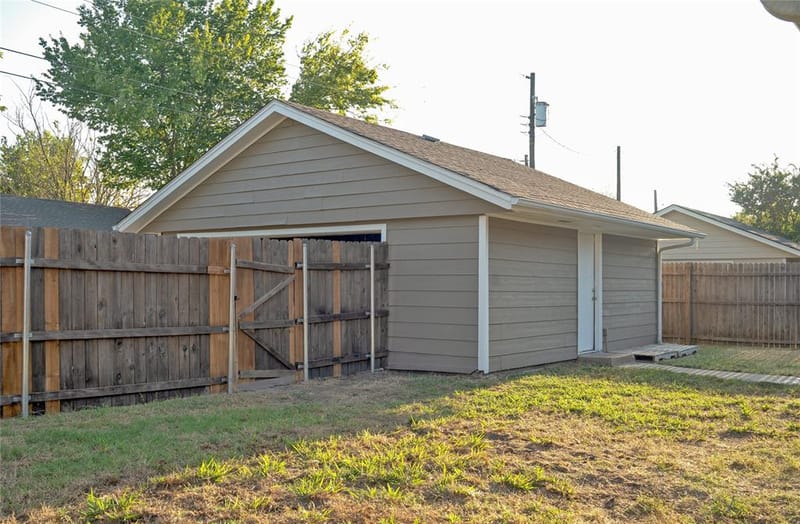 1016 Barclay Drive, Mesquite TX 75149 - Photo 10