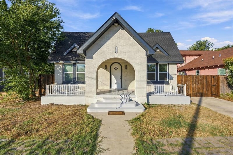 1628 N 15th Street, Waco TX 76707 - Photo 2