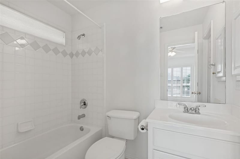1432 Parkwood Drive, Carrollton TX 75007 - Photo 27