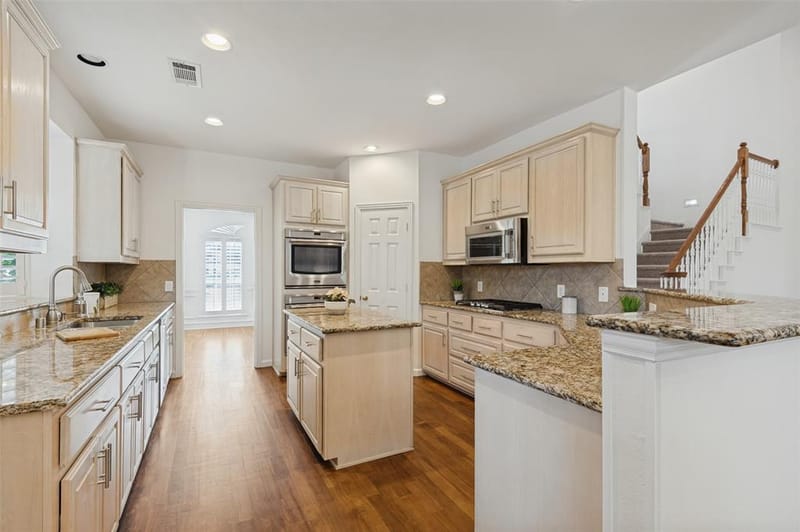 1432 Parkwood Drive, Carrollton TX 75007 - Photo 20