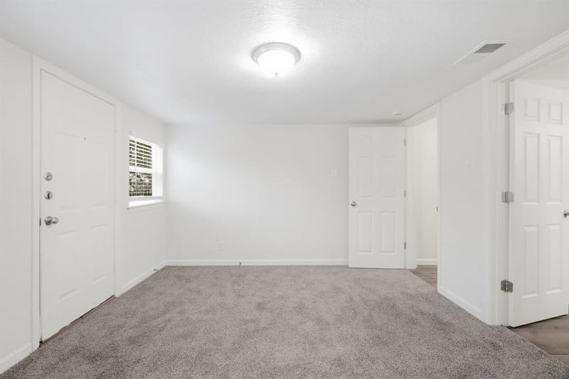 5728 Kilpatrick Avenue, Fort Worth TX 76107 - Photo 15