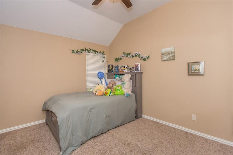 5704 Windmere Lane, Haltom City TX 76137 - Photo 17