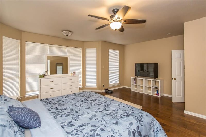 5704 Windmere Lane, Haltom City TX 76137 - Photo 7