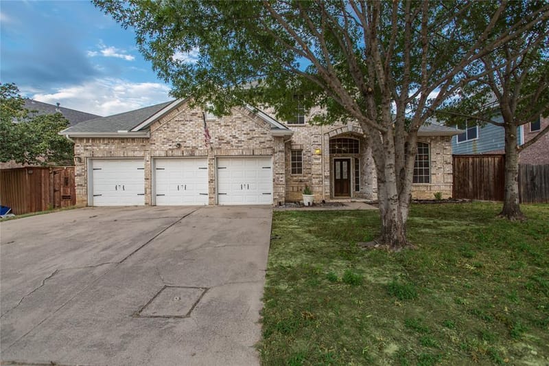 5704 Windmere Lane, Haltom City TX 76137