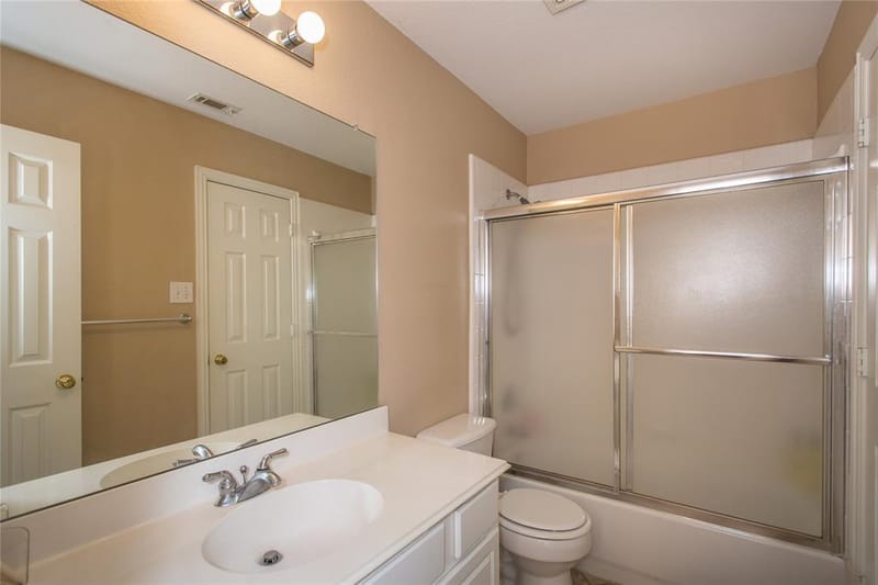 5704 Windmere Lane, Haltom City TX 76137 - Photo 21