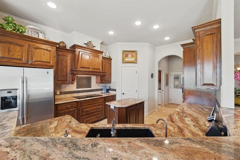 5609 Flagstick Drive, Granbury TX 76049 - Photo 14
