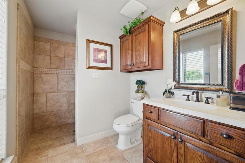 5609 Flagstick Drive, Granbury TX 76049 - Photo 31