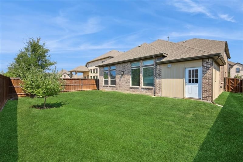 345 Greenbriar Road, Little Elm TX 75068 - Photo 19