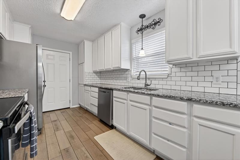 6724 Bartay Drive, North Richland Hills TX 76182 - Photo 14