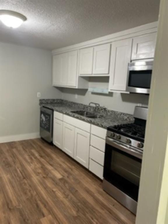 611 E 10th Street, Bonham TX 75418 - Photo 5