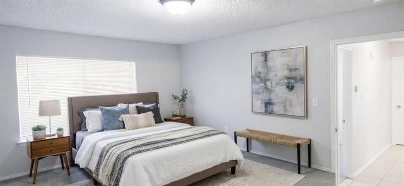 7004 Snowivy Court, Arlington TX 76001 - Photo 4