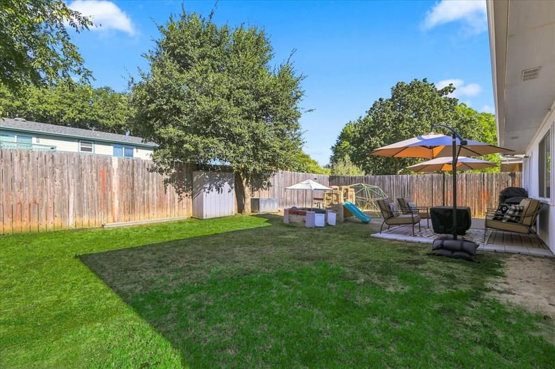 321 Texas Drive, Lake Dallas TX 75065 - Photo 34
