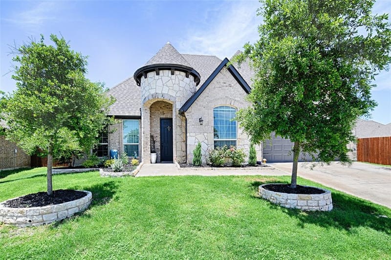 1053 Legacy Oaks, Joshua TX 76058 - Photo 2