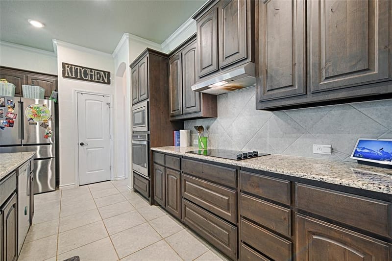 1053 Legacy Oaks, Joshua TX 76058 - Photo 7