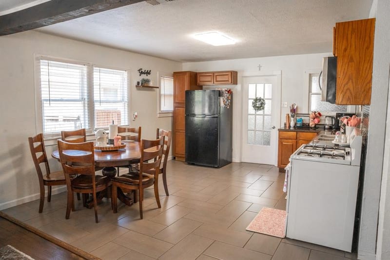 2945 Handley Drive, Fort Worth TX 76112 - Photo 14