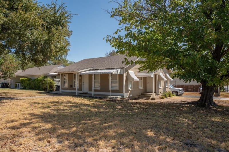 2945 Handley Drive, Fort Worth TX 76112 - Photo 4