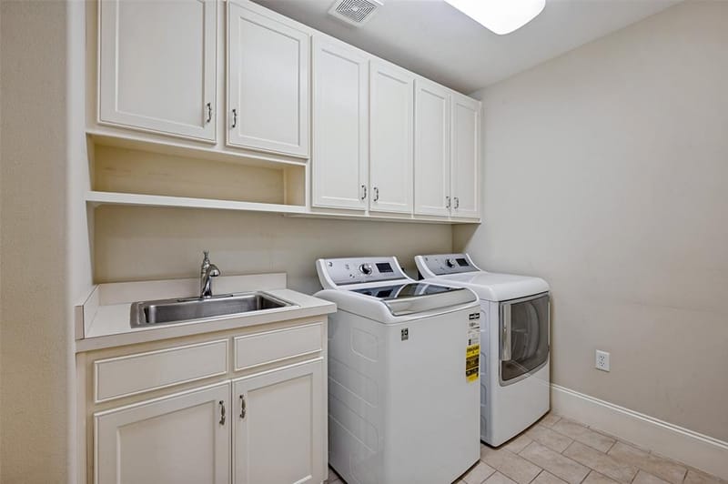 8505 Edgemere Road # 202, Dallas TX 75225 - Photo 24