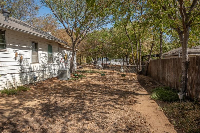 6613 Routt Street, Fort Worth TX 76112 - Photo 6