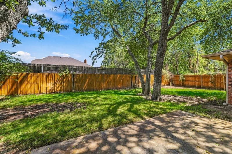 2724 Meadow Green, Bedford TX 76021 - Photo 22