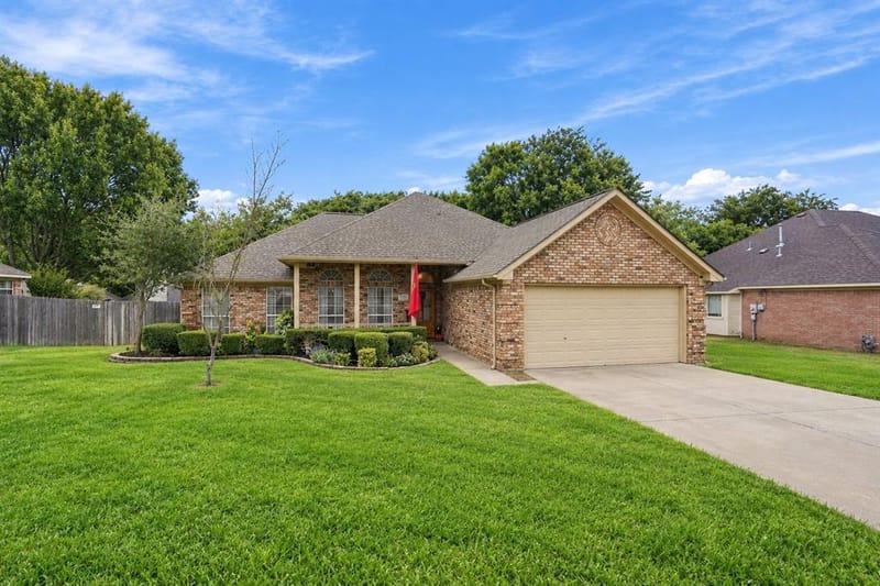 1639 Catherine Street, Midlothian TX 76065