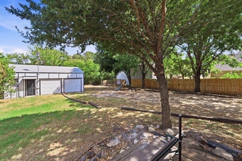 7501 Cains Meadow Court, Burleson TX 76028 - Photo 36