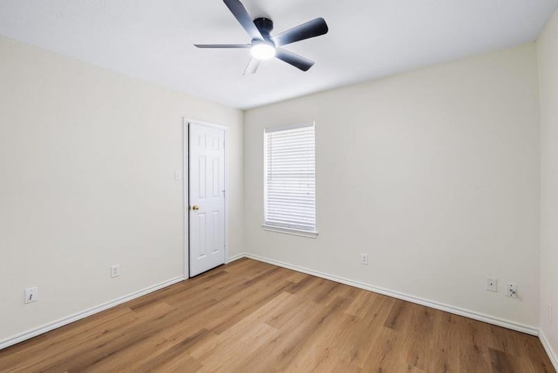 7501 Cains Meadow Court, Burleson TX 76028 - Photo 25