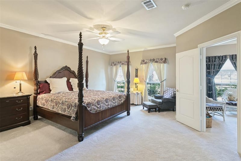 1814 Woodridge Drive, Arlington TX 76013 - Photo 17