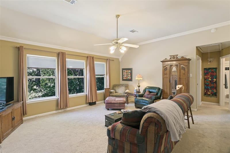 1814 Woodridge Drive, Arlington TX 76013 - Photo 21