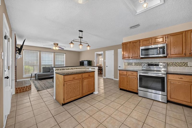 1632 Fuqua Drive, Flower Mound TX 75028 - Photo 14