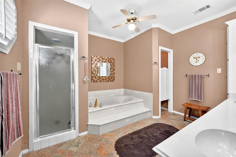 12324 Creekspan Drive, Dallas TX 75243 - Photo 22