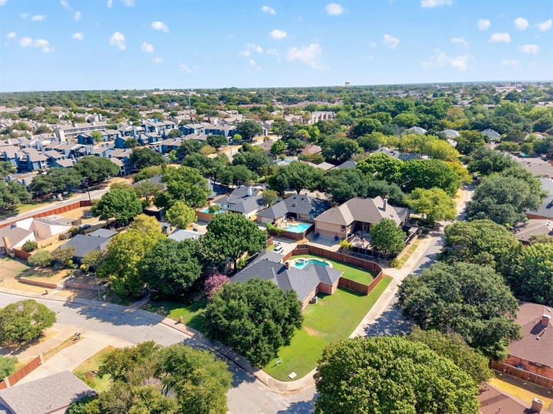 12324 Creekspan Drive, Dallas TX 75243 - Photo 32