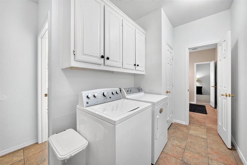12324 Creekspan Drive, Dallas TX 75243 - Photo 18