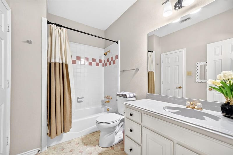 12324 Creekspan Drive, Dallas TX 75243 - Photo 25