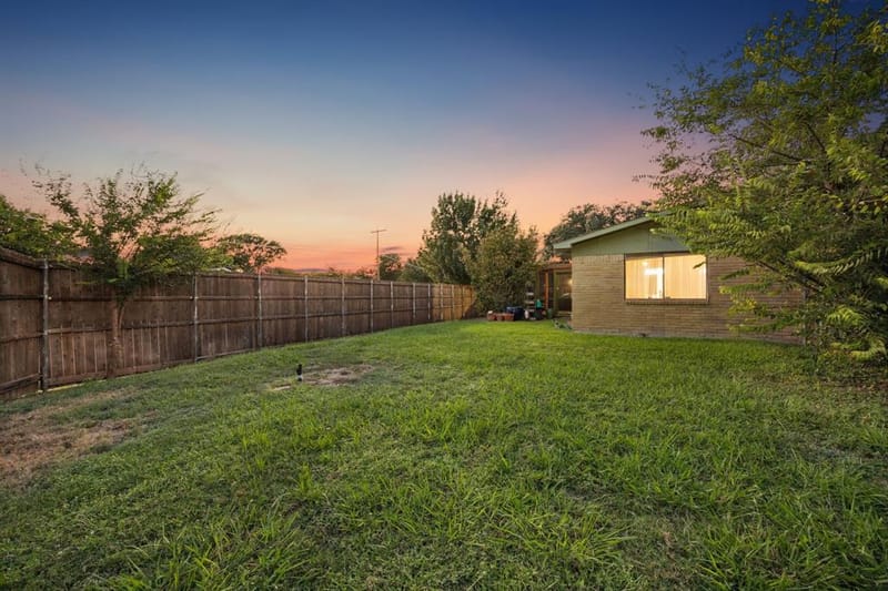 8502 Baumgarten Drive, Dallas TX 75228 - Photo 17
