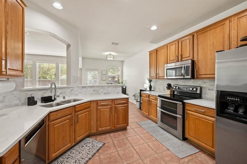 8404 Island Court, Fort Worth TX 76137 - Photo 7