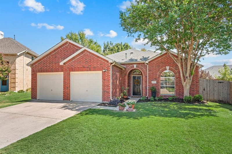 8404 Island Court, Fort Worth TX 76137
