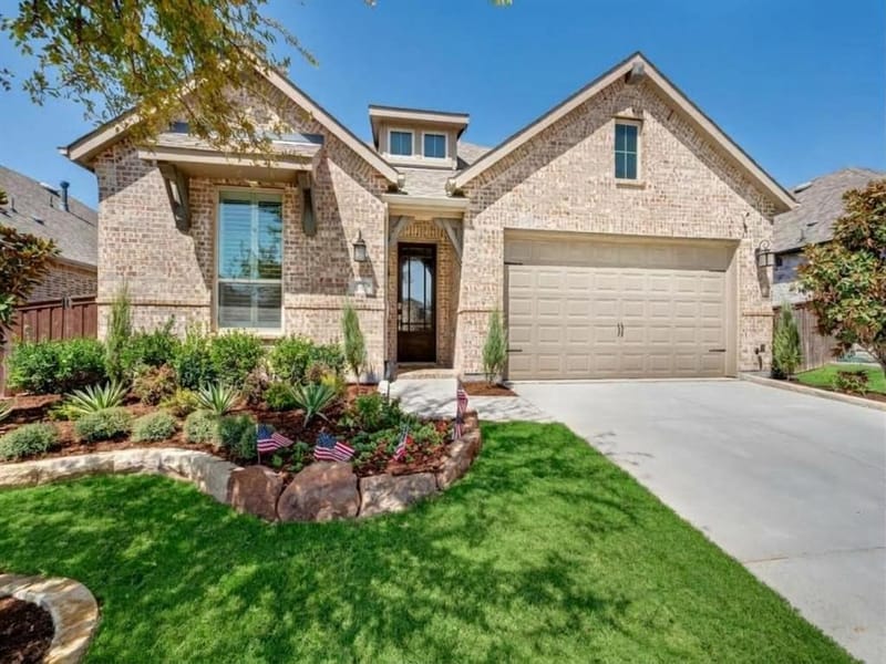 1105 Bluestem Drive, Aubrey TX 76227