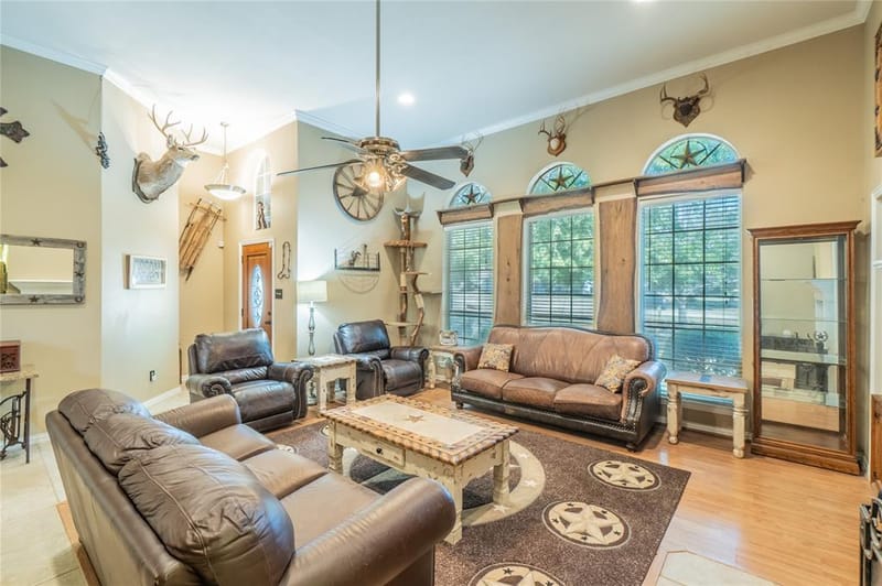 2830 Brads Way, Midlothian TX 76065 - Photo 2