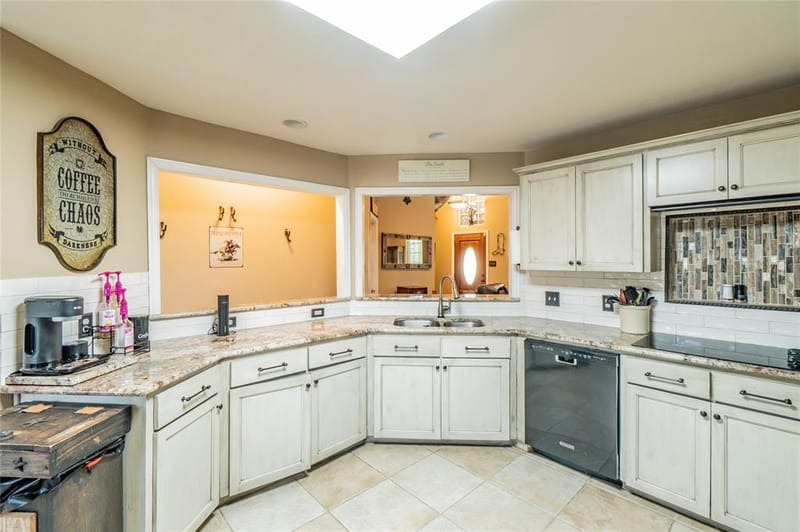 2830 Brads Way, Midlothian TX 76065 - Photo 7