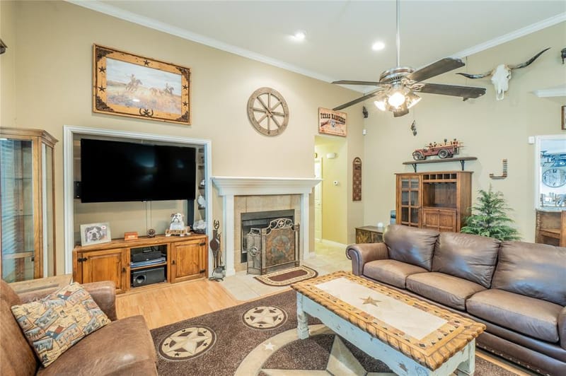 2830 Brads Way, Midlothian TX 76065 - Photo 4
