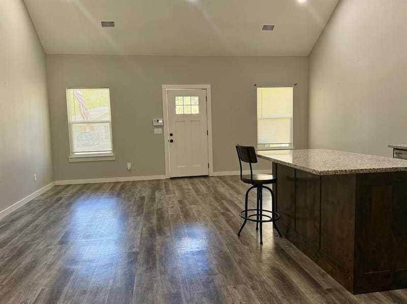 120 W Fairview Street, Blossom TX 75416 - Photo 9