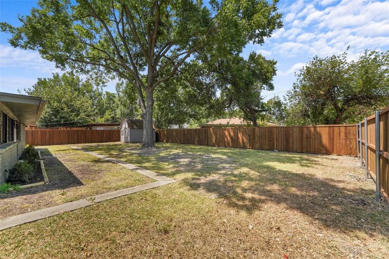 2122 Lemart Street, Grand Prairie TX 75051 - Photo 13