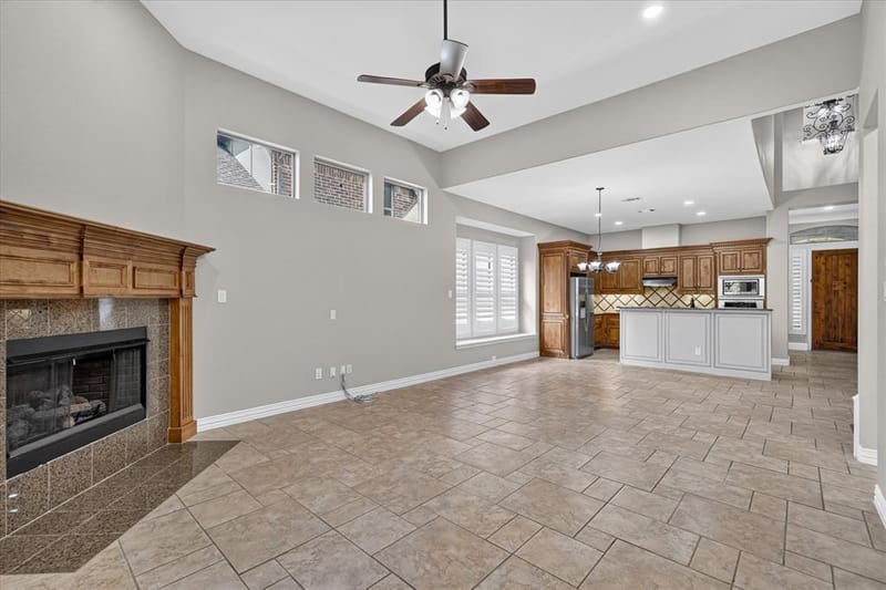 2024 S Hill Drive, Irving TX 75038 - Photo 5