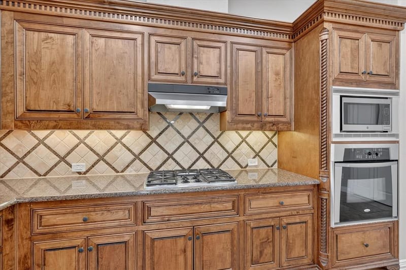 2024 S Hill Drive, Irving TX 75038 - Photo 10