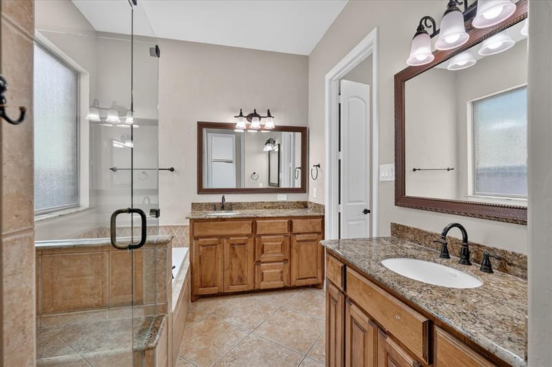 2024 S Hill Drive, Irving TX 75038 - Photo 14