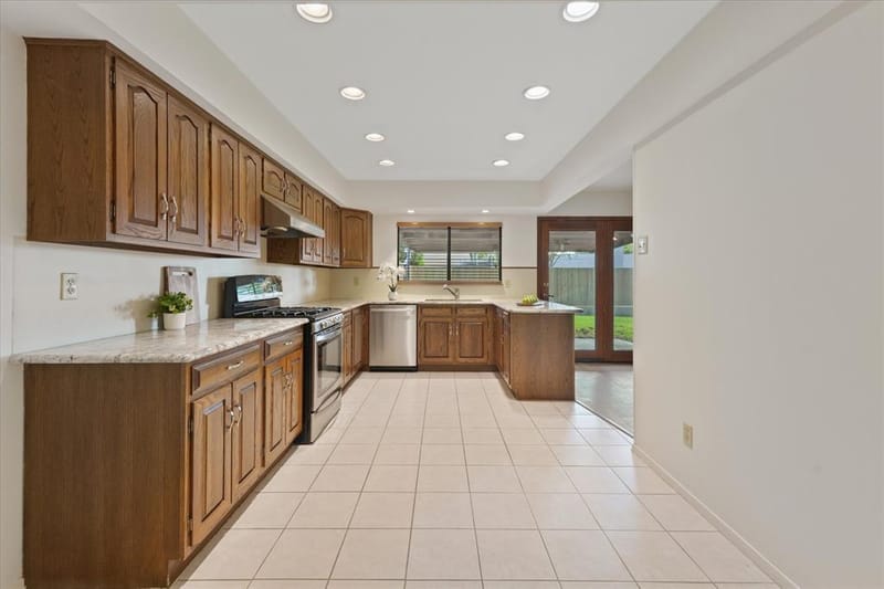 6622 Hunters Ridge Drive, Dallas TX 75248 - Photo 16